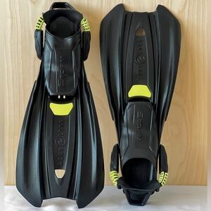 Aqua Lung STORM Black Neon Travel Dive Fins Unisex LIKE NEW